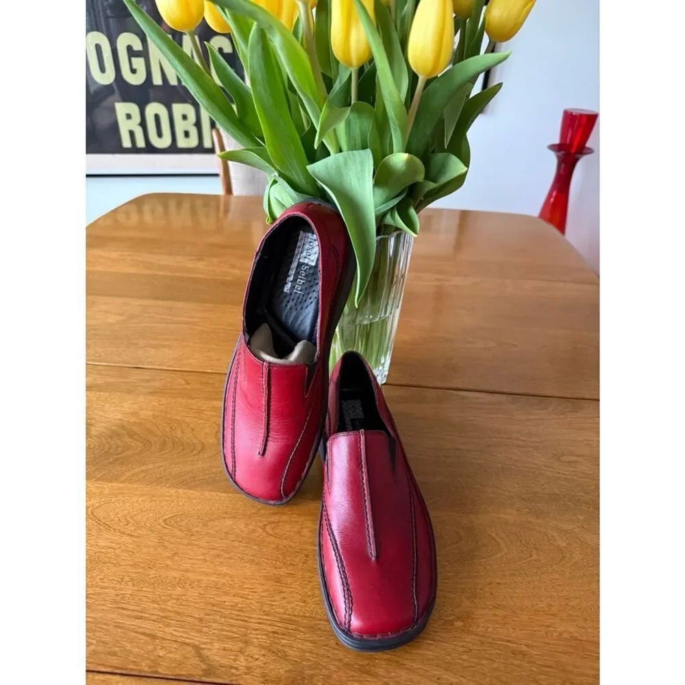 NEW Josef Sibel slip-ons